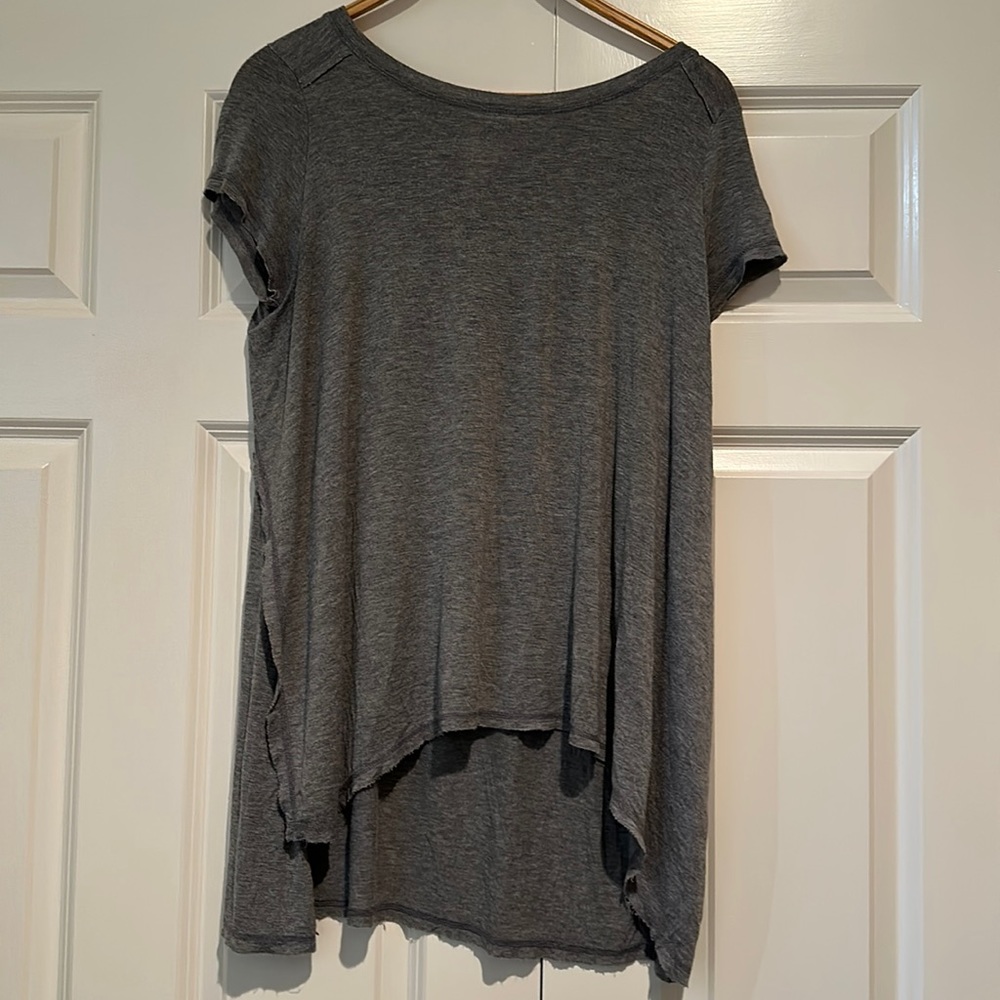 Jessica Simpson Gray Nursing Top